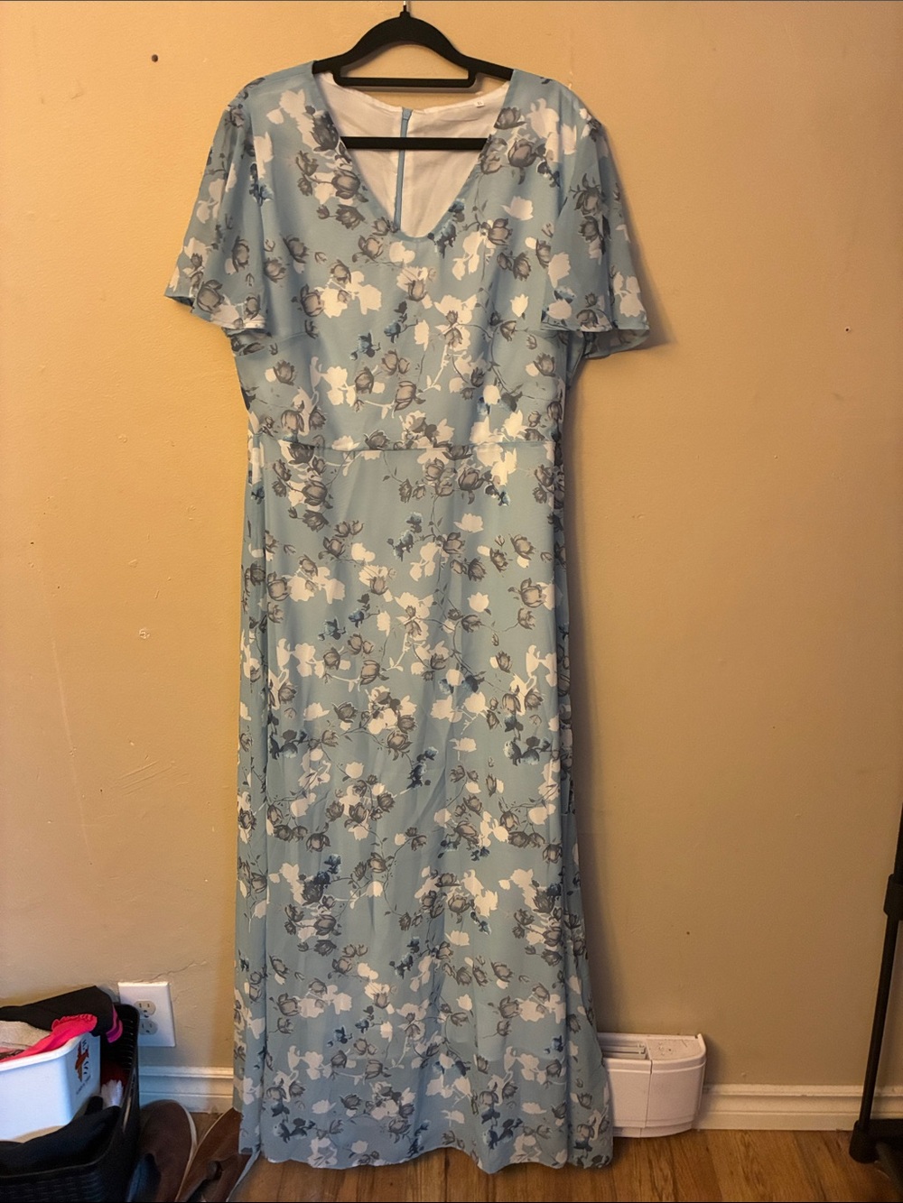 Light Blue Floral Maxi Dress with V-Neck